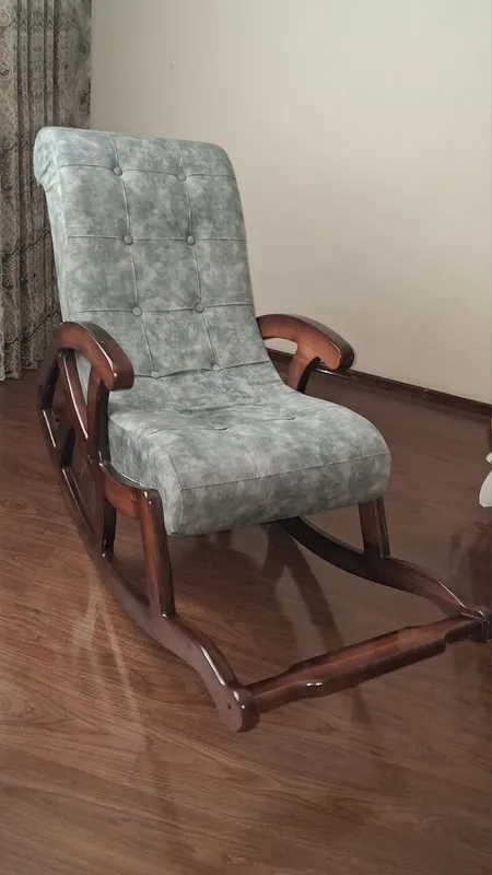 Продаю кресло качалку 2 Продаю кресло качалку 2