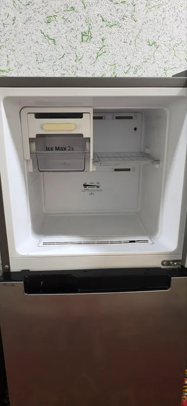 Samsung muzlatgichi sotiladi 3 Samsung muzlatgichi sotiladi 3