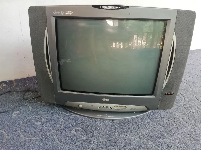 LG LG