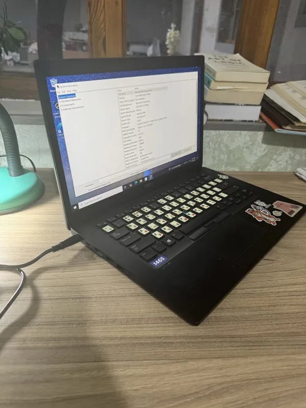 Dell Latitude 7480 Core i7 notebook sotiladi