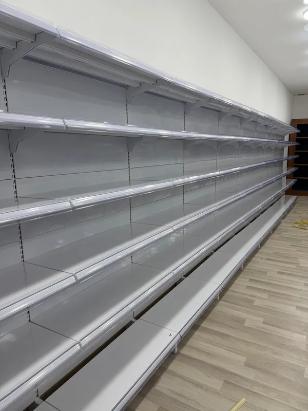Железные полки в наличии | Торговые стеллажи 3 Железные полки в наличии | Торговые стеллажи 3