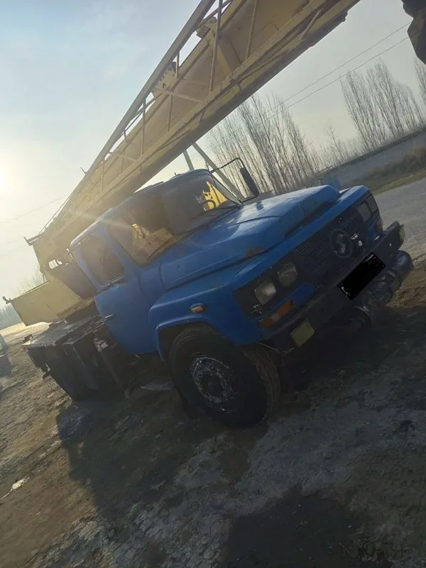 Автокран Dongfeng 2 Автокран Dongfeng 2