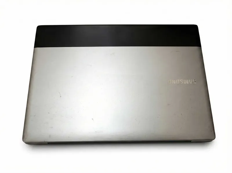 Ноутбук Samsung 15.6" / SSD /Батарейка работает — фото 1
