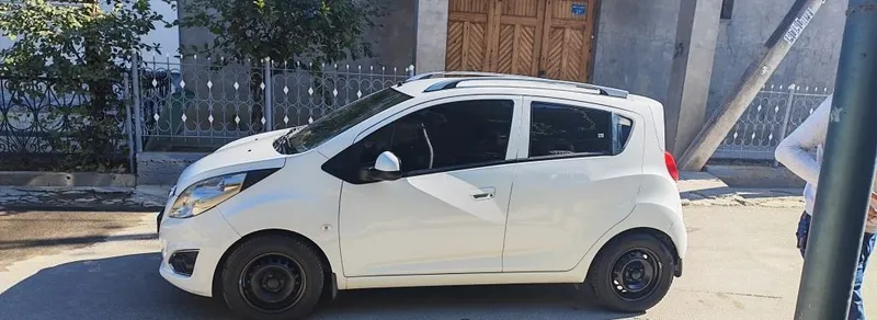 Spark, автомат, 2018 год, белый цвет 1 Spark, автомат, 2018 год, белый цвет 1