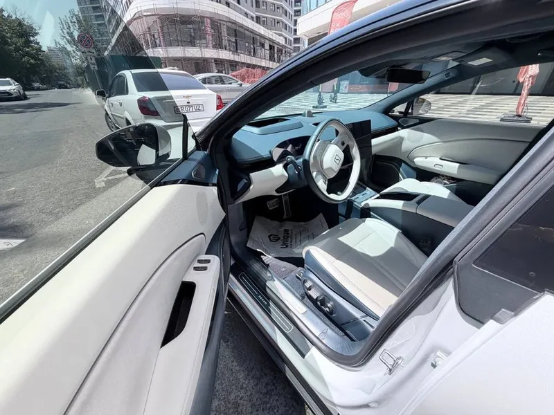 В наличии Zeekr 007 ( Dual Motor, 100Kwt, Stargate,) 8 В наличии Zeekr 007 ( Dual Motor, 100Kwt, Stargate,) 8
