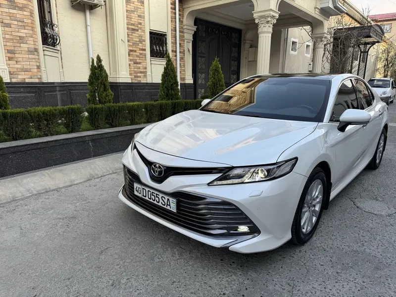 Toyota camry 70 — фото 1