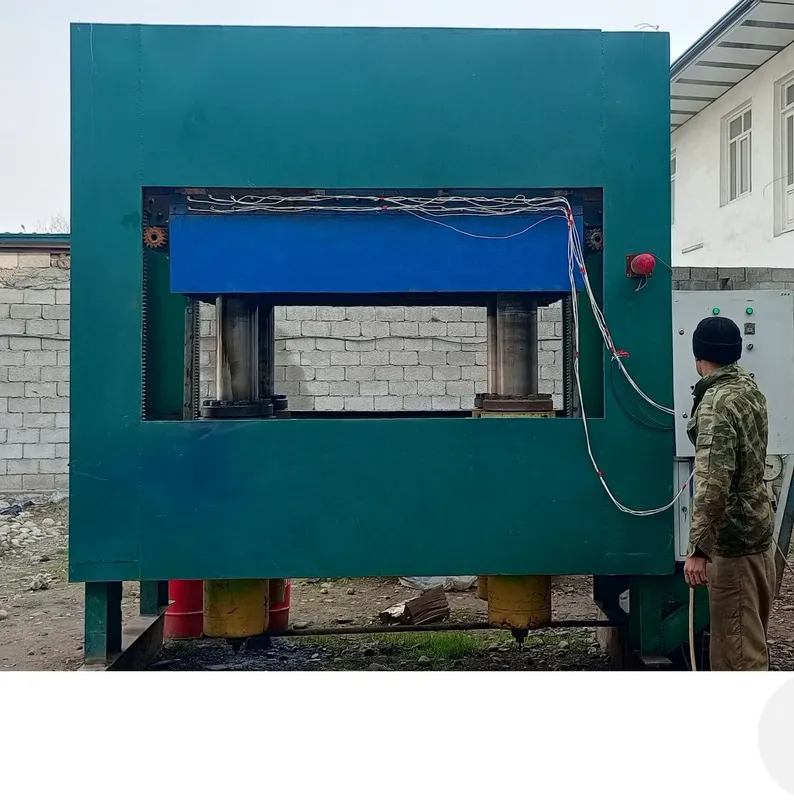 Продаётся пресс на 200 тонн, в хорошем состоянии 2