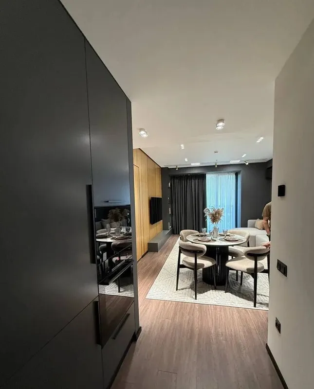 Новомосковская, 2-комнаты • 60 м² • 4/9 этаж 7