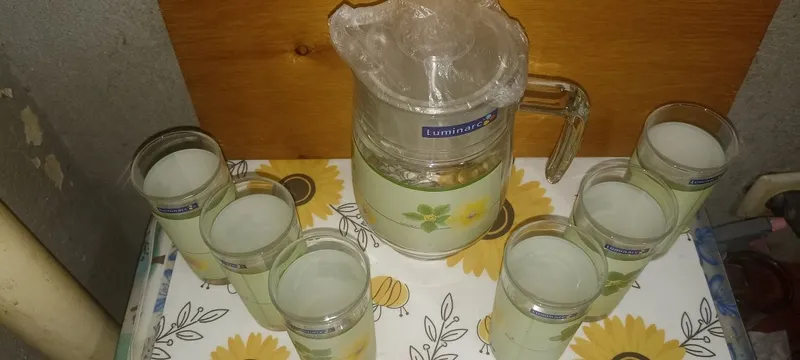 Продаю новый графин со стаканами Luminaric 3