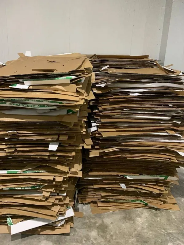 Maklatura Karton макалатураа,Oq qogʻoz,daftar,kitob a4 list,metallomm 3 Maklatura Karton макалатураа,Oq qogʻoz,daftar,kitob a4 list,metallomm 3
