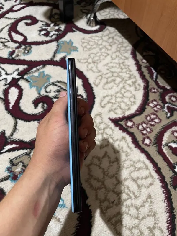 Samsung A52 ekran alishgan korobka bor 3