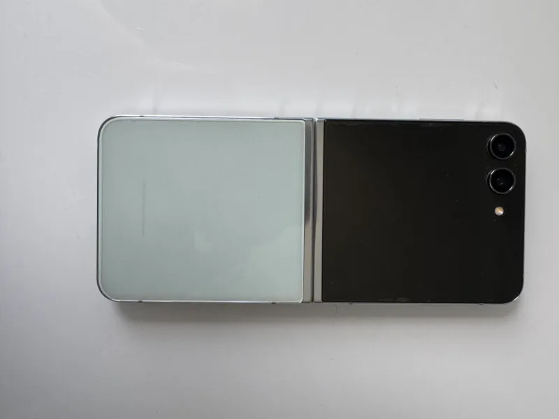 Samsung z flip 5 — фото 2