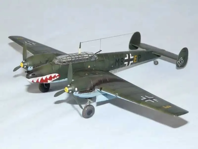 Сборная модель самолета Мессершмитт Bf.110 С3 (Italeri, 1:72) — фото 4