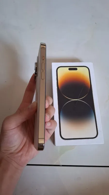 Iphone 14 pro max 128 gold 3