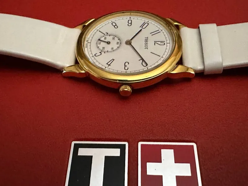 Наручные женские часы Tissot — фото 2
