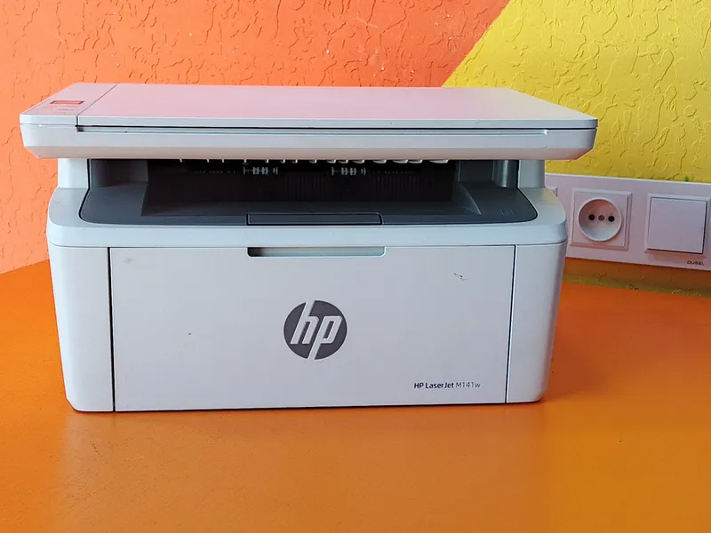HP M141W MFP 1