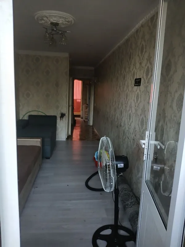 Сдаётся 1 квартира на Чиланзаре 22квартале галерейка для семьи 230у.е — фото 1