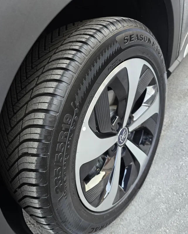 Byd song plus ev flagship 8.000 km yurgan 2023 2