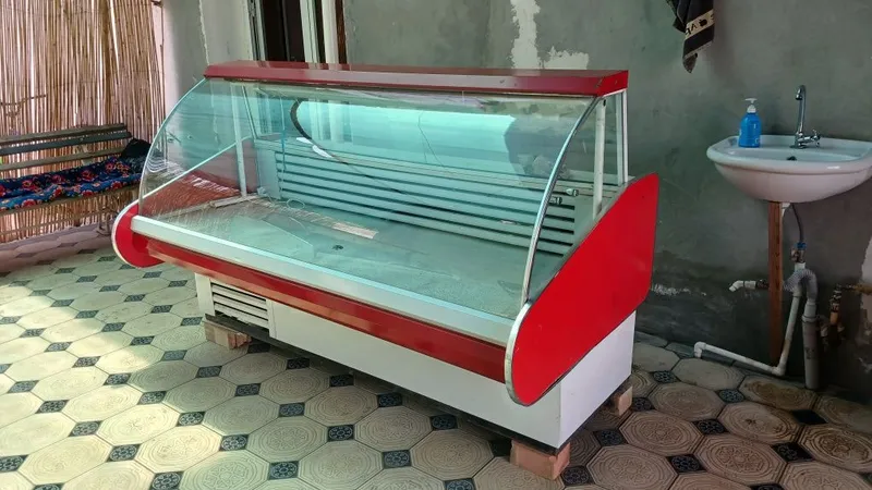 Muzlatgich sotiladi 1