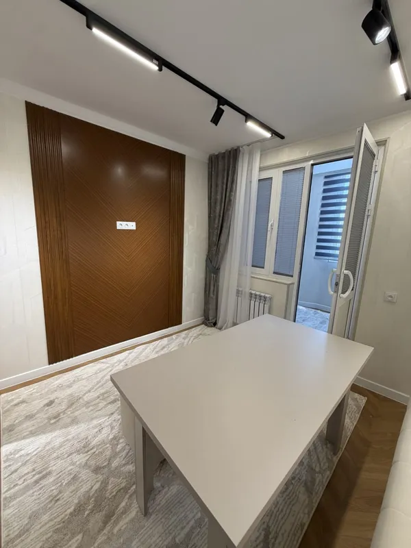 60 m² maydondagi 2 xonali kvartira sotiladi · ID 7135 3 60 m² maydondagi 2 xonali kvartira sotiladi · ID 7135 3