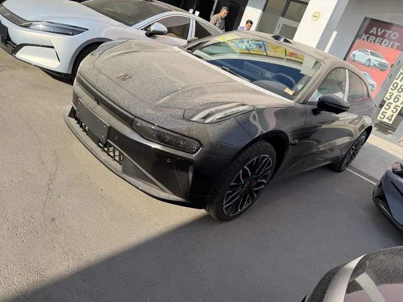 ZEEKR 001 yu z-Sport 2025 yil — фото 2