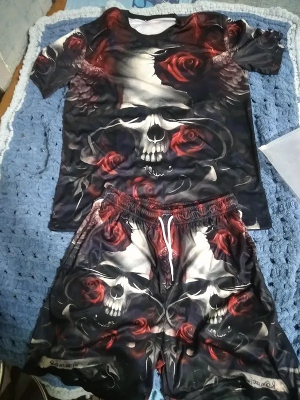 Продам мужские футболки 3 Продам мужские футболки 3