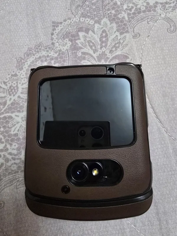 Motorola Razr 5G XT2071-4 3 Motorola Razr 5G XT2071-4 3