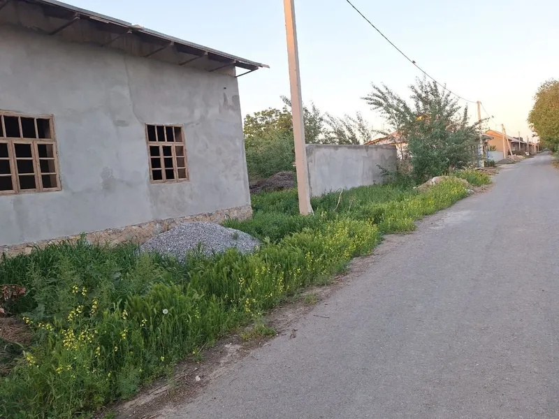 Земельный участок 7 соток, Кармана, жилой махалля, для строительства. — фото 1