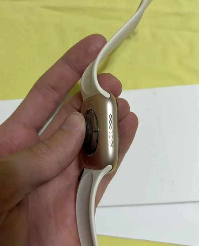 Apple Watch 10 Rose Gold 100% 4