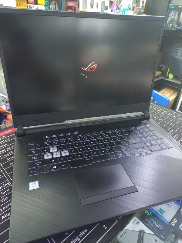 Notebook Asus Rog Strix dasturchilar uchun