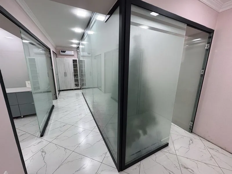 Ахмад Дониш|Динамо|77м²|Шоурум|Офис|Бутик|Авиакаса|Стоматология|Аптека — фото 4