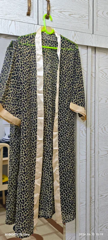 Продам два халата -пижамы, размер на 44 -48 — фото 1 Продам два халата -пижамы, размер на 44 -48 — фото 1