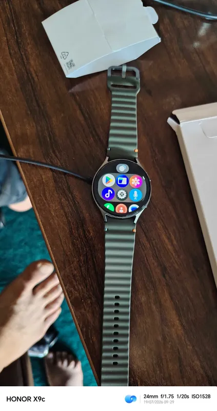 Samsung Galaxy Watch7 3 Samsung Galaxy Watch7 3
