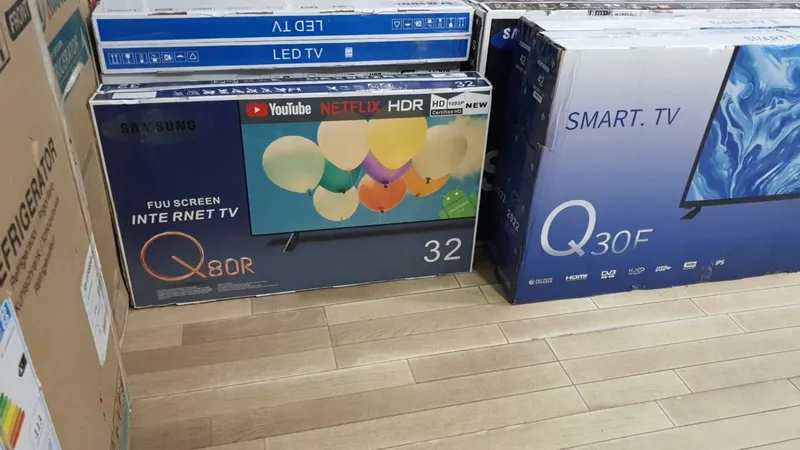 Televizor 32 SMART TV 43/55/65/75 Телвизор Смарт тв Аксия