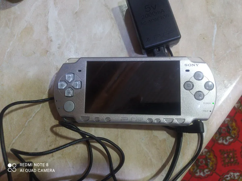PSP 2006+диск зарядка 4 PSP 2006+диск зарядка 4