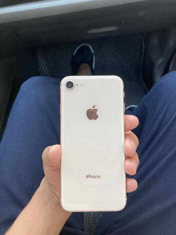 Iphone 8 Gold 64 gb — фото 1
