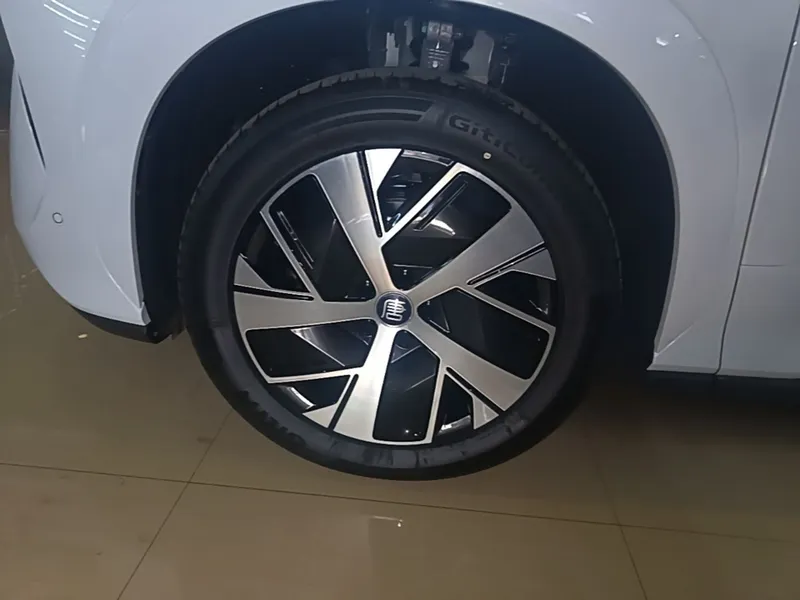 BYD Tang L, 670km электричка 3
