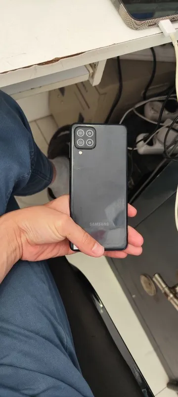 Samsung A22. juda arzon