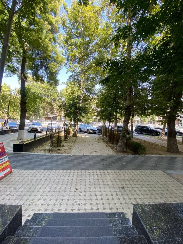 Аренда офис Ор-р: метро Ойбек 100м2 2