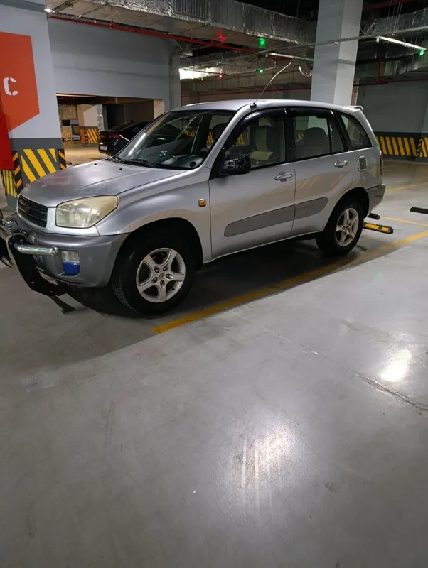 Toyota RAV4 mashinamni sotaman 2 Toyota RAV4 mashinamni sotaman 2