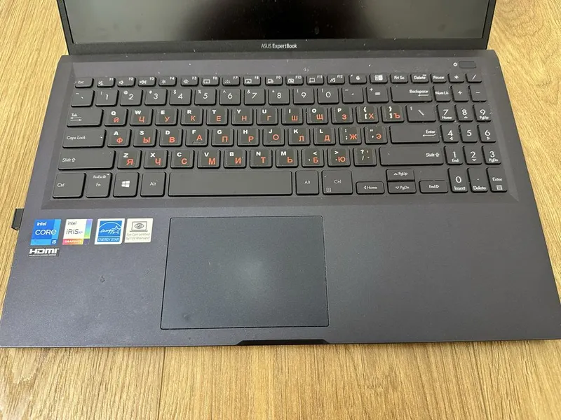 Asus ExpertBook B1500C 2