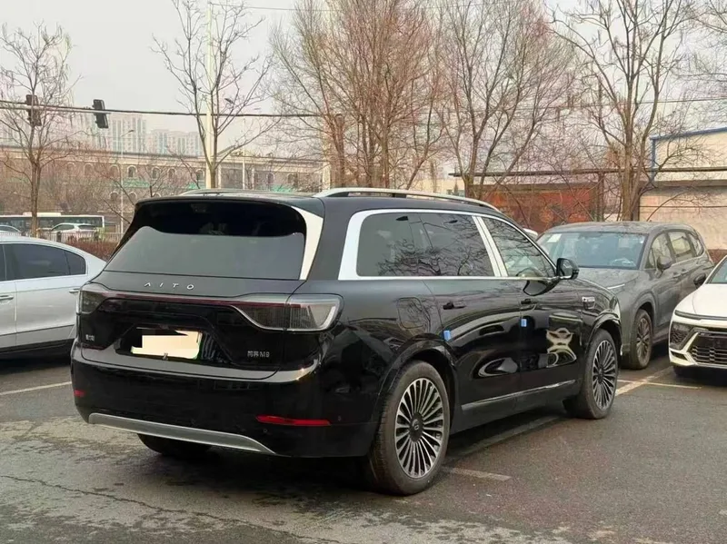Aito M9 PHEV Ultra шестиместный салон 2 Aito M9 PHEV Ultra шестиместный салон 2