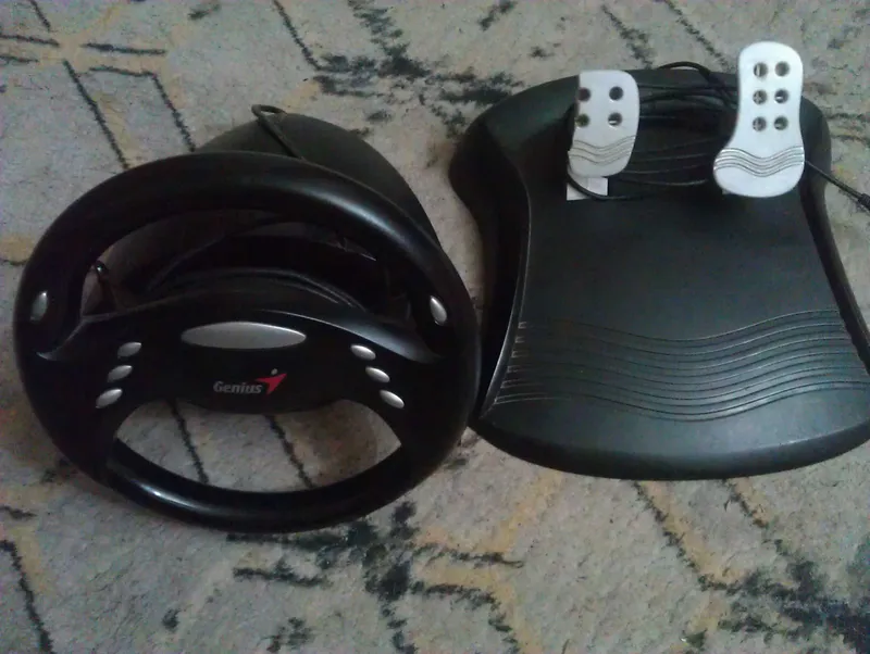 Kompyuter uchun pedalli o‘yin rul'i Genius Speed Wheel 3 1 Kompyuter uchun pedalli o‘yin rul'i Genius Speed Wheel 3 1
