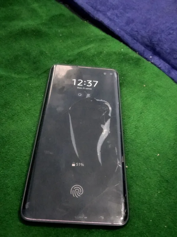 S 10 plus 8/128 S 10 plus 8/128