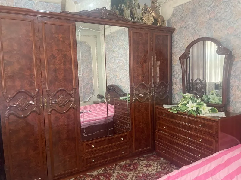 Продаётся спальный гарнитур 1 Продаётся спальный гарнитур 1