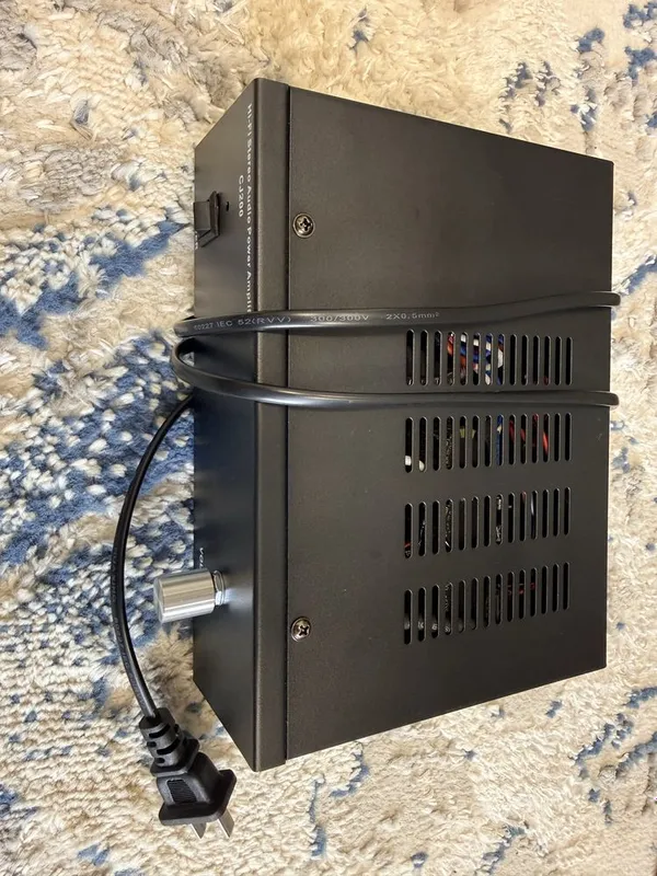 AB class усилитель 40x40 watt 1 AB class усилитель 40x40 watt 1