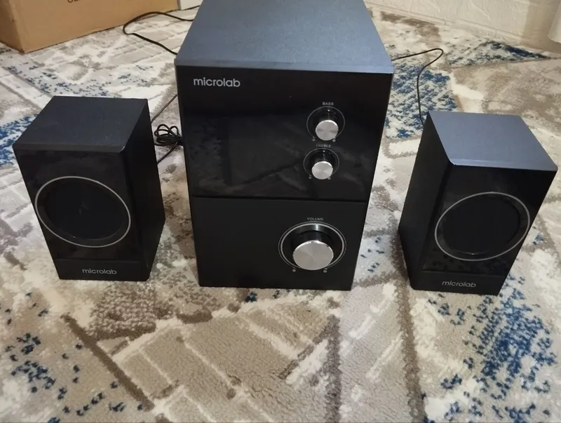 Microlab M-223 акустика для компьютера 2 Microlab M-223 акустика для компьютера 2
