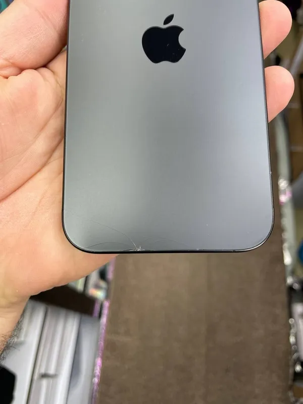 iPhone 16 Pro Max 2