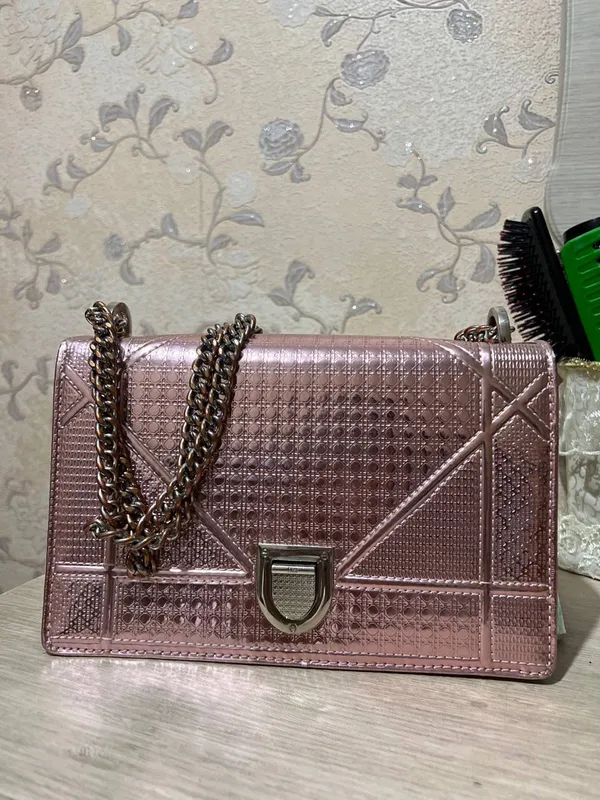 Dior sumkasi pushti rang 1