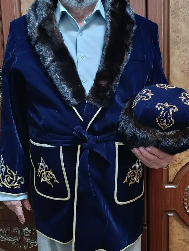 Янги чопон сотамза — фото 1